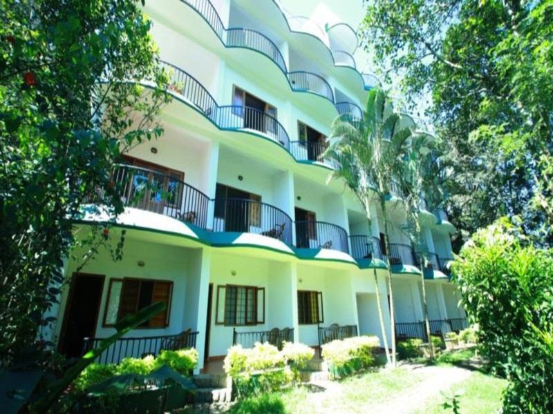 คริสซีส์ โฮเต็ล Hotel เทกคาดี ภายนอก รูปภาพ